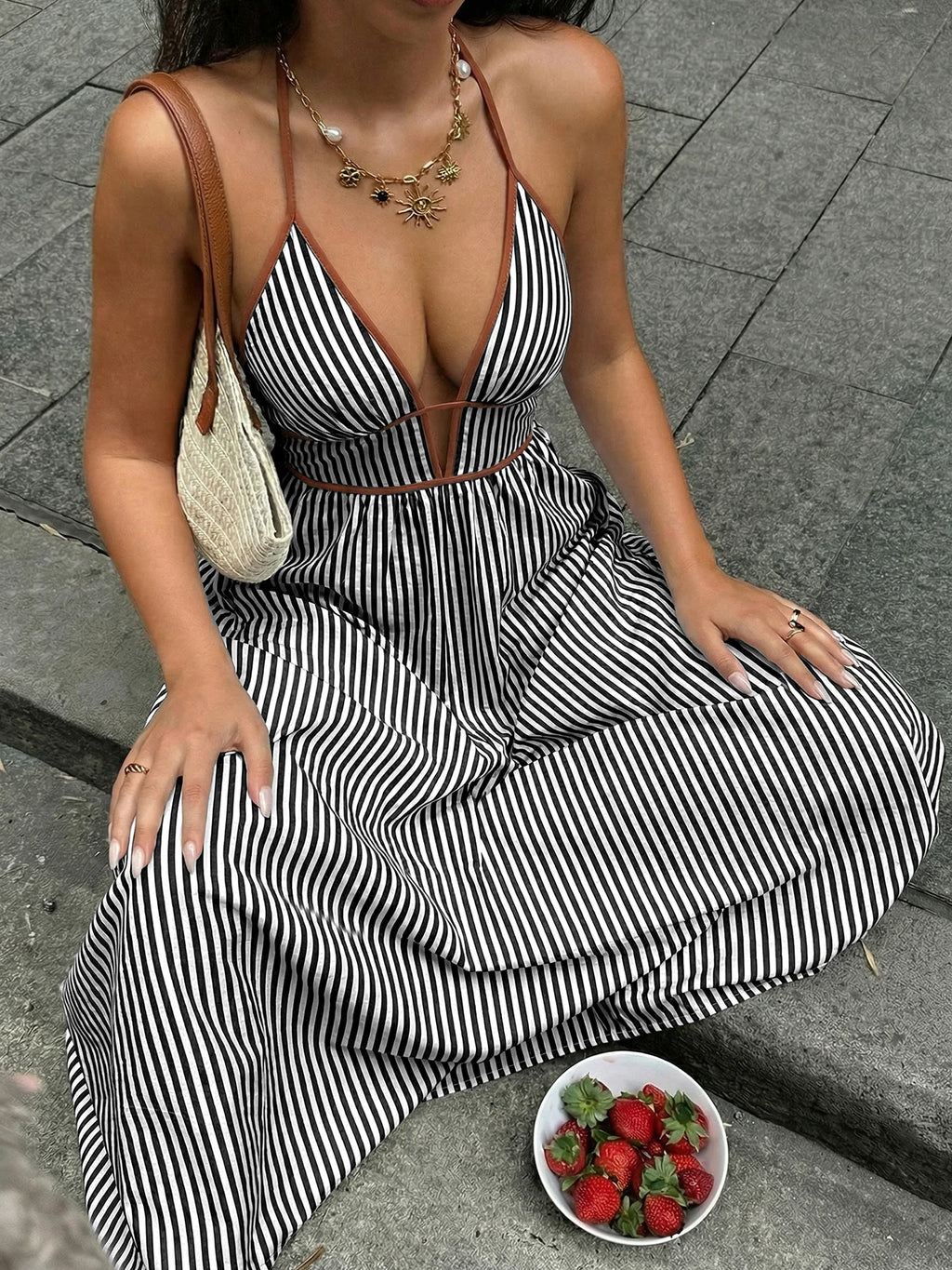 Off-Shoulder Hollow Out Maxi Beach Dress for Women – Sleeveless Backless Dress