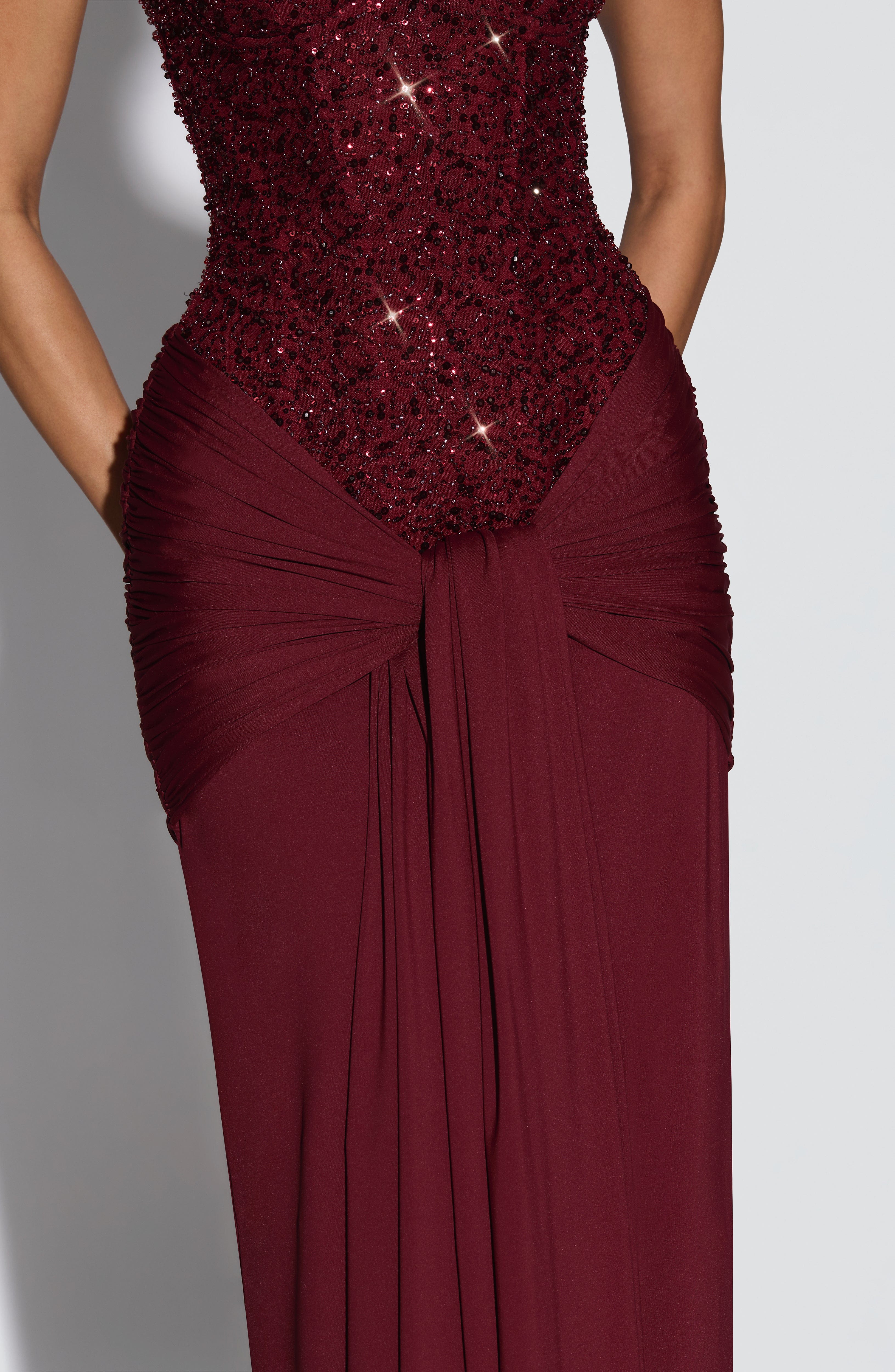 Elegant Flowy Maxi Dress for Women – Evening Gown – Burgundy