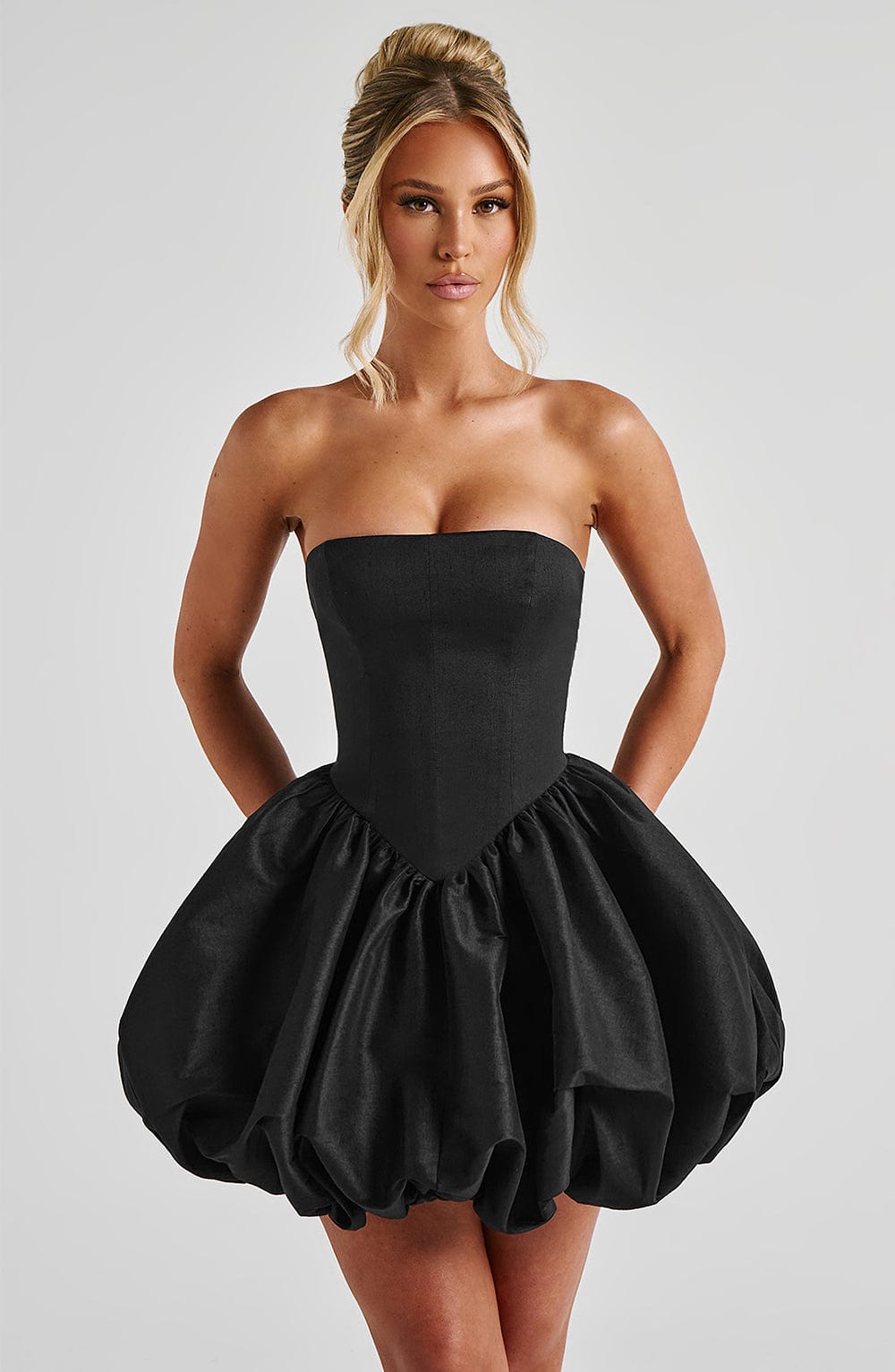 Chic Bodycon Mini Dress for Women – Party Dress – Black