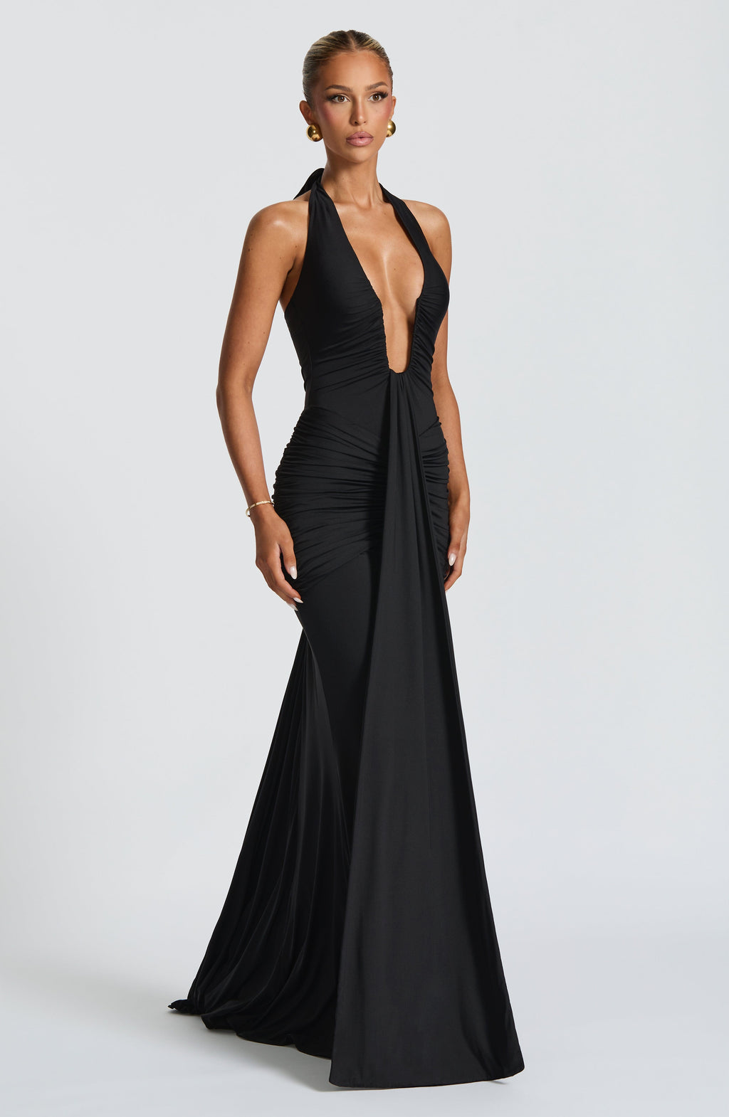 Flowing Maxi Dress for Women – Elegant Evening Gown – Black