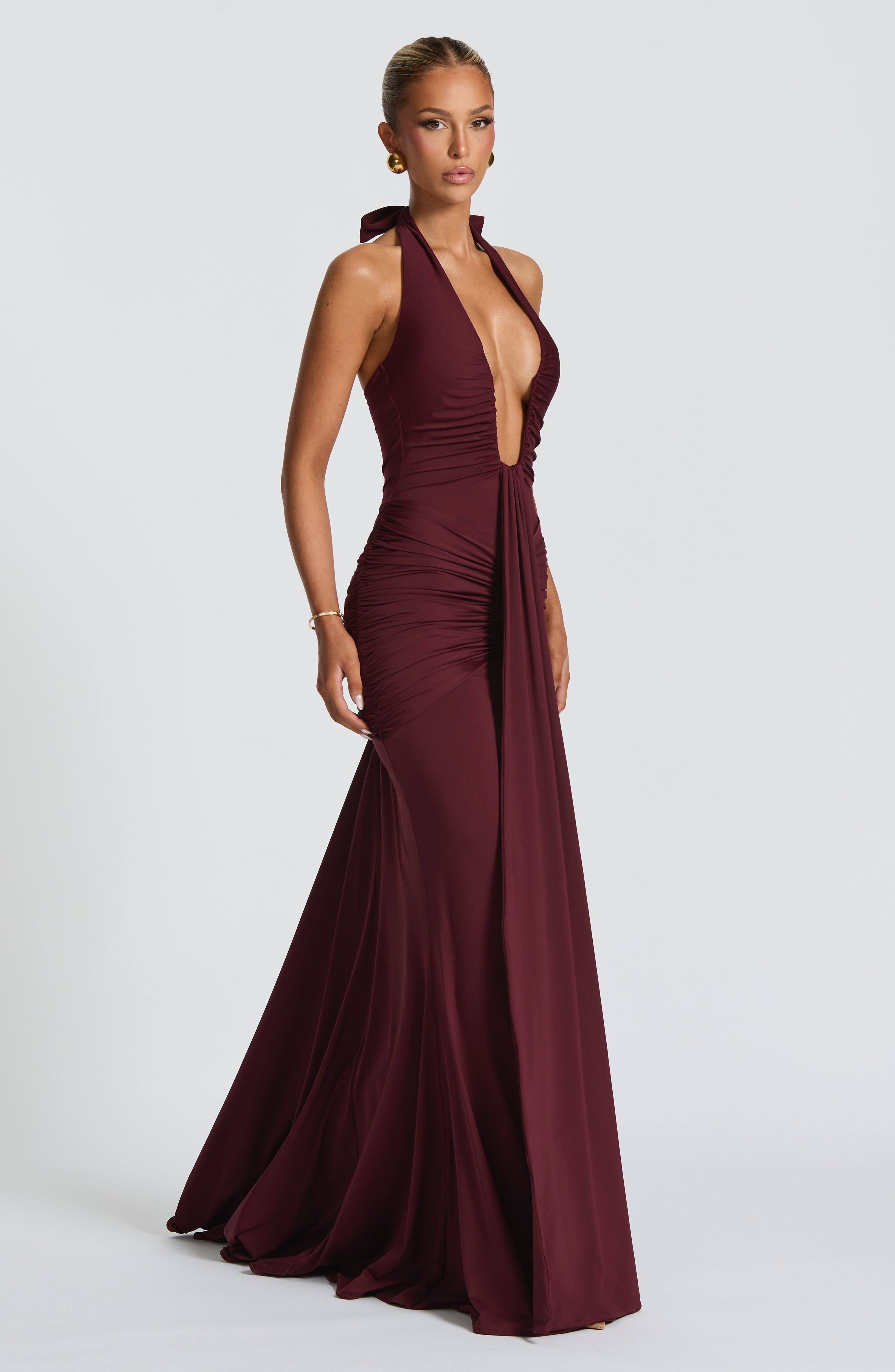 Flowing Maxi Dress for Women – Elegant Evening Gown – Burgundy