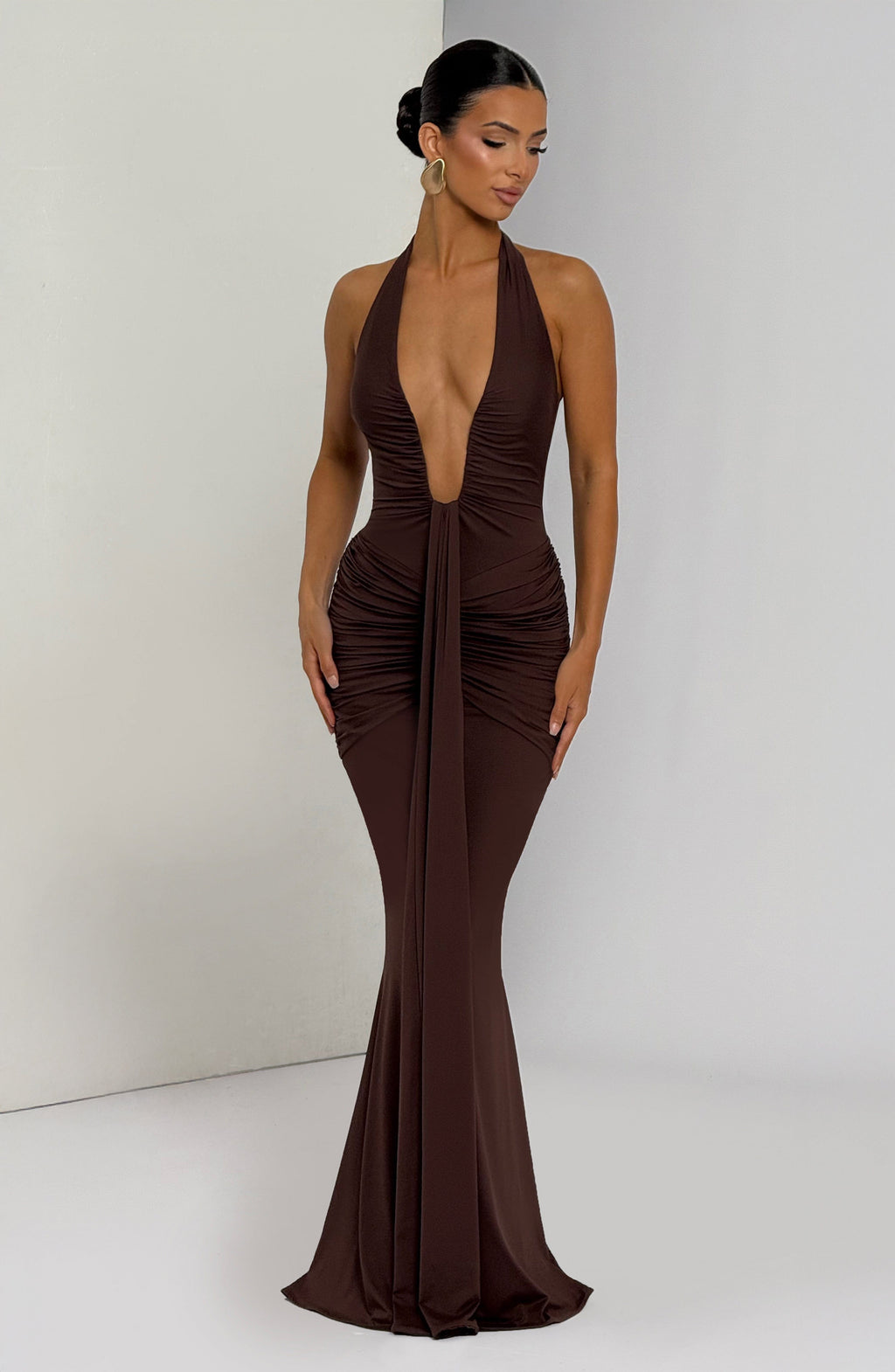 Flowing Maxi Dress for Women – Elegant Evening Gown – Brown
