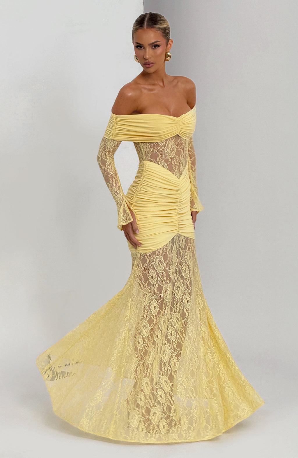 Lace Long Sleeve Maxi Dress for Women – Body-Hugging Evening Gown – Yellow