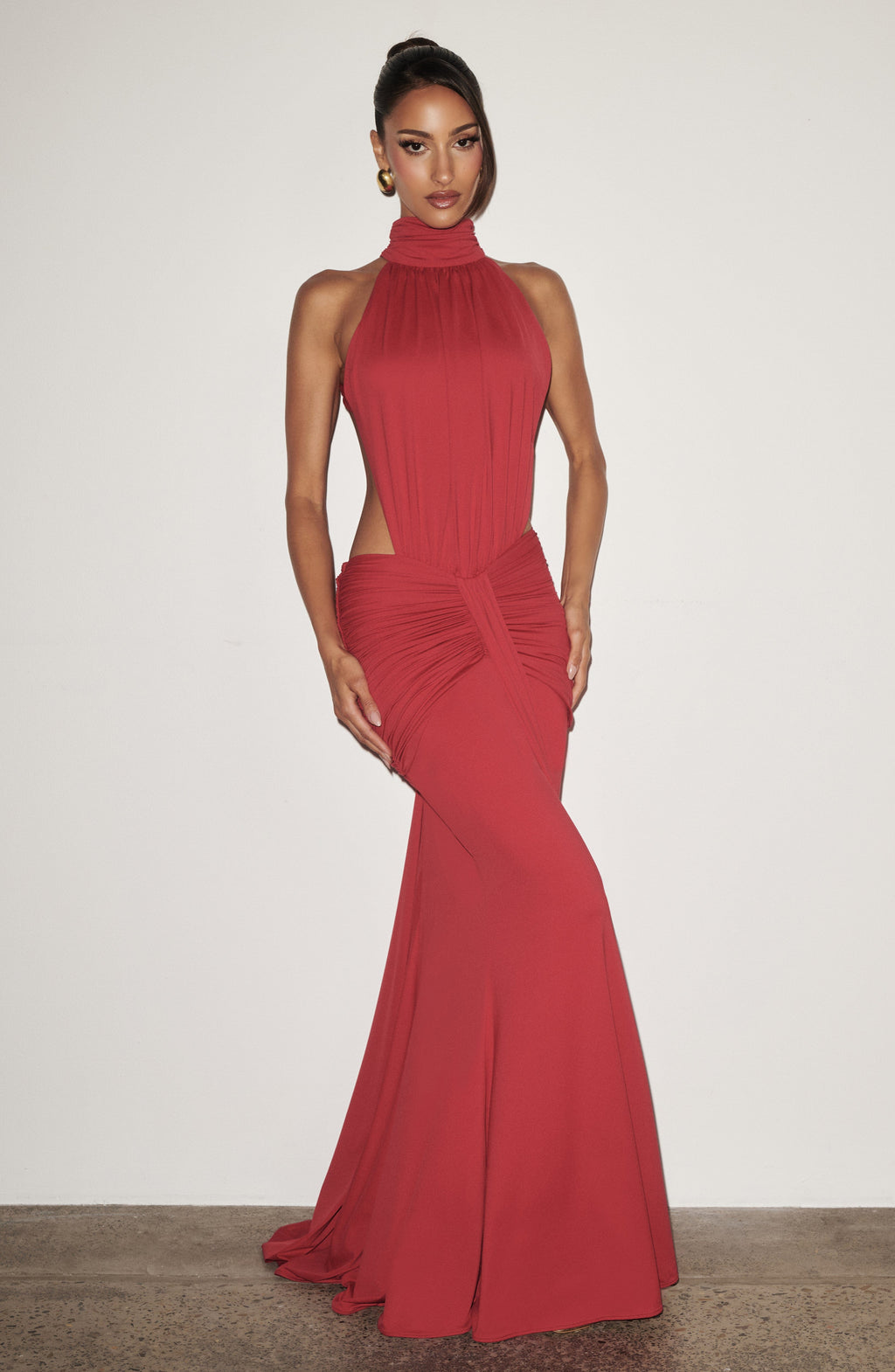 Elegant Maxi Dress for Women – Flowy Evening Gown – Red